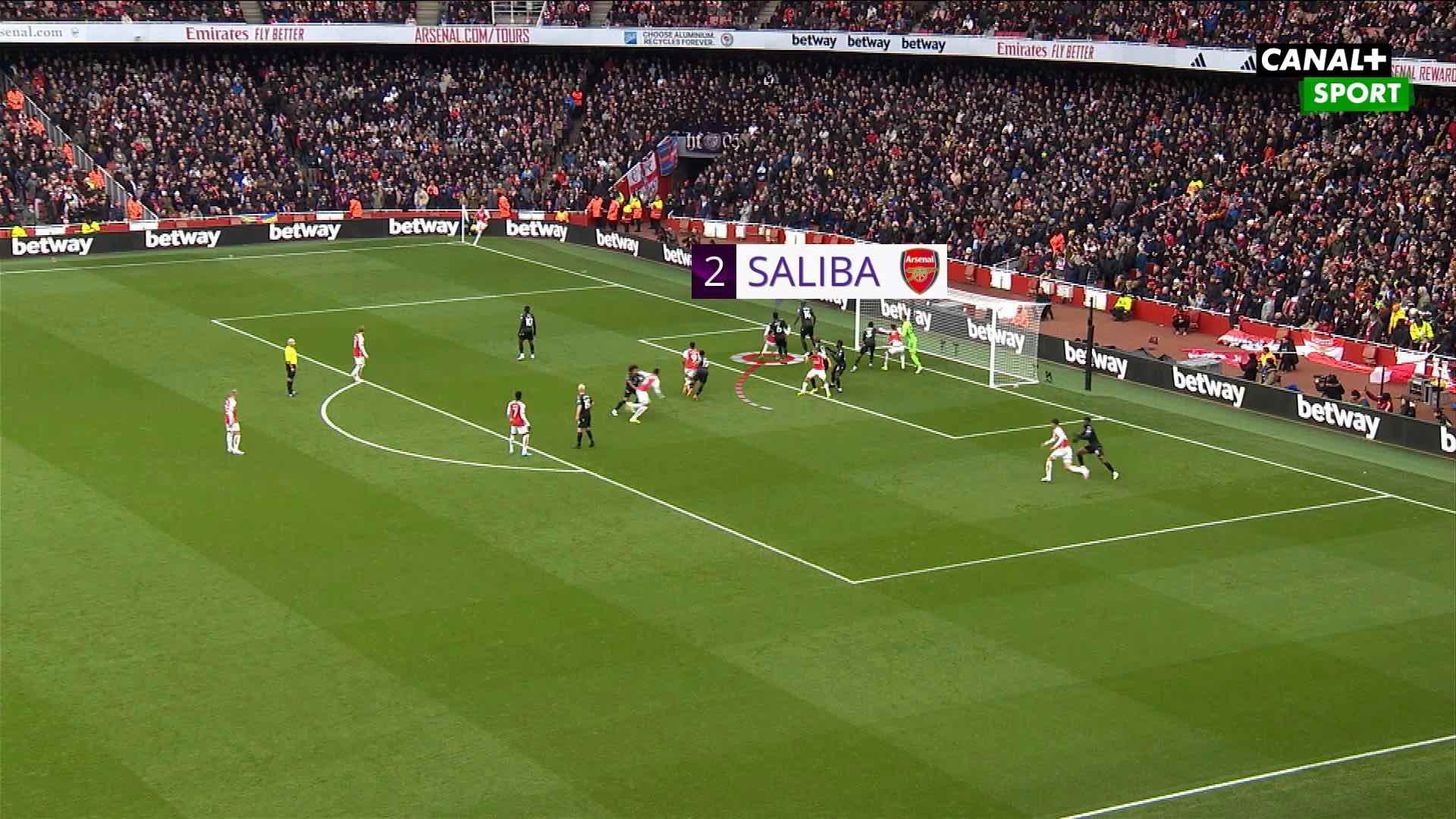 William Saliba nábeh na prednú tyč